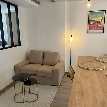 Appartement Moderne Avec Jardin Et Parking Vannes Exterior foto