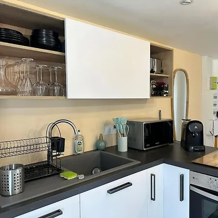 Appartement Moderne Avec Jardin Et Parking Vannes Exterior foto